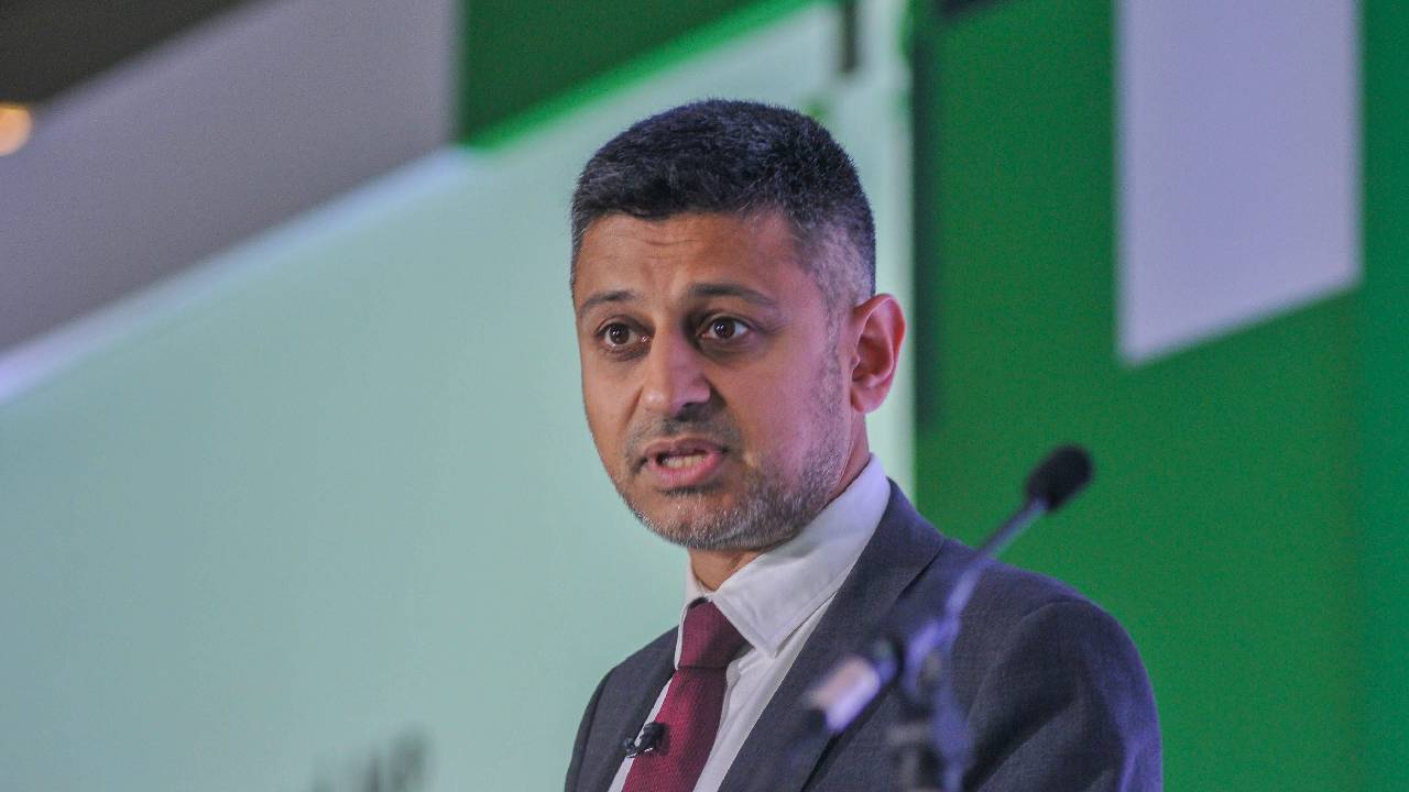 dr-zubir-ahmed-mp-summary